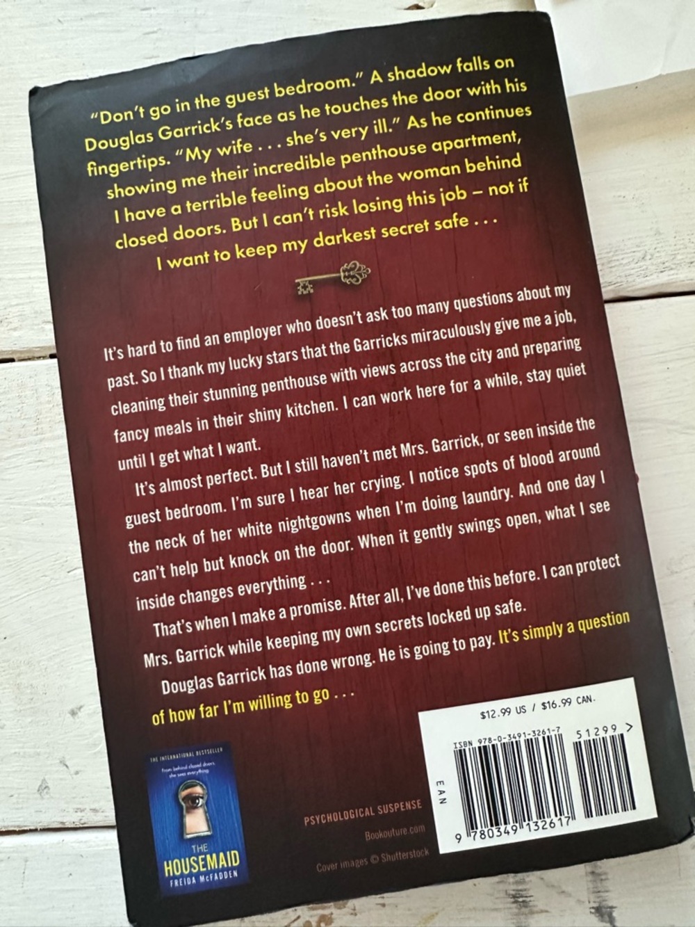 The Housemaid's Secret by Freida McFadden - Red Cover Thriller - Picture 3 of 6